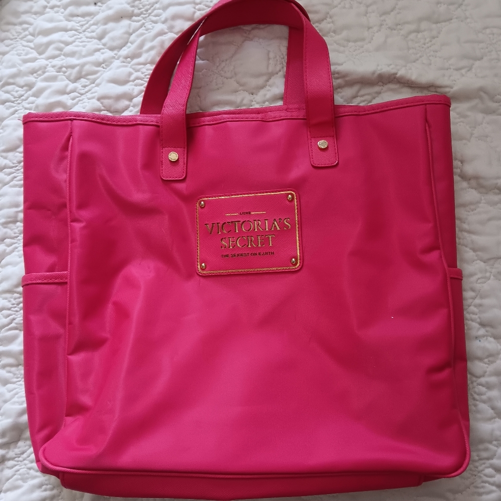 medium Victoria's Secret the sexiest on earth pink and gold tote beach bag